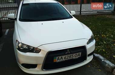 Седан Mitsubishi Lancer 2013 в Києві