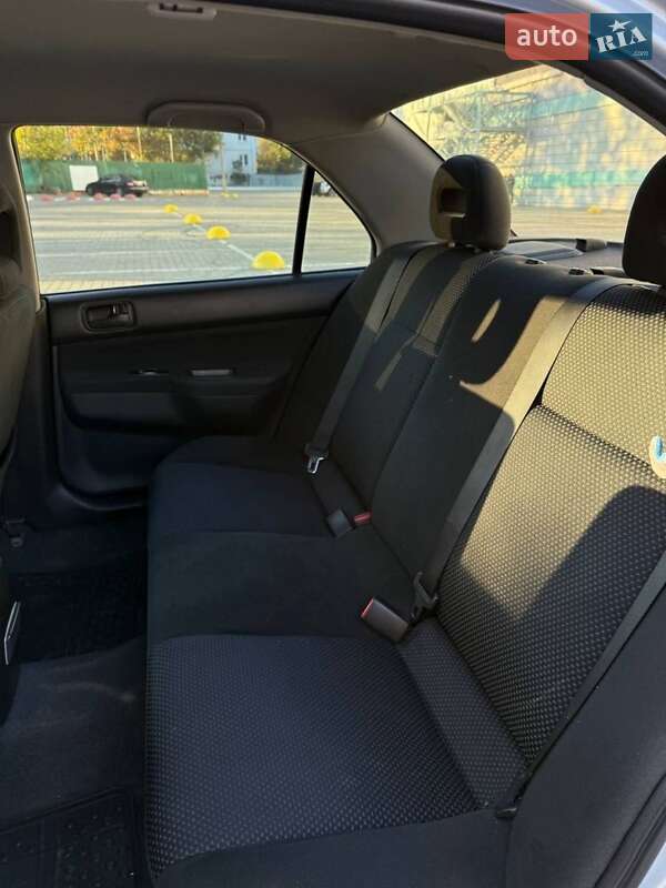 Седан Mitsubishi Lancer 2007 в Одессе