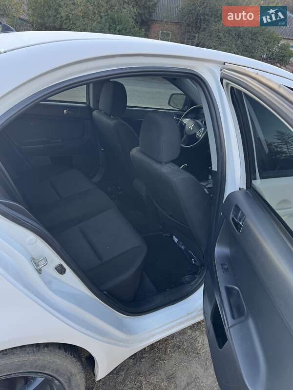 Седан Mitsubishi Lancer 2012 в Запорожье