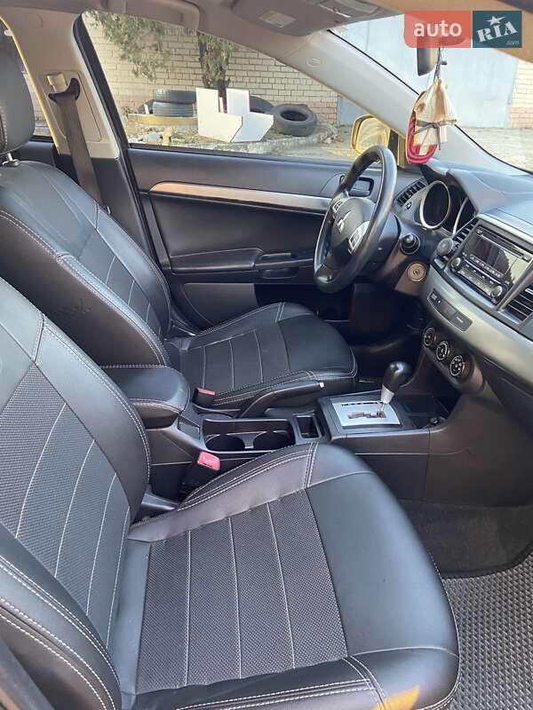 Седан Mitsubishi Lancer 2014 в Днепре фото 10 Седан Mitsubishi Lancer 2014 в Днепре
