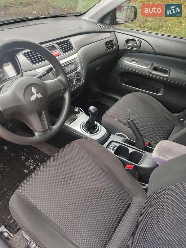 Седан Mitsubishi Lancer 2008 в Золотоноше