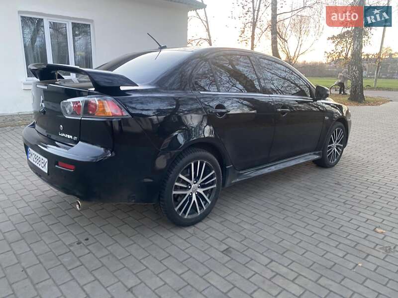 Седан Mitsubishi Lancer 2016 в Конотопе