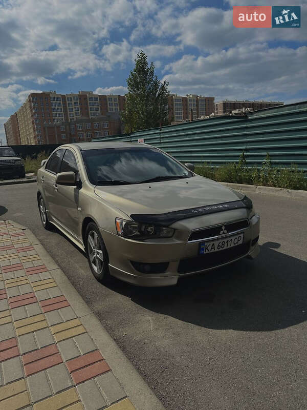 Седан Mitsubishi Lancer 2007 в Киеве