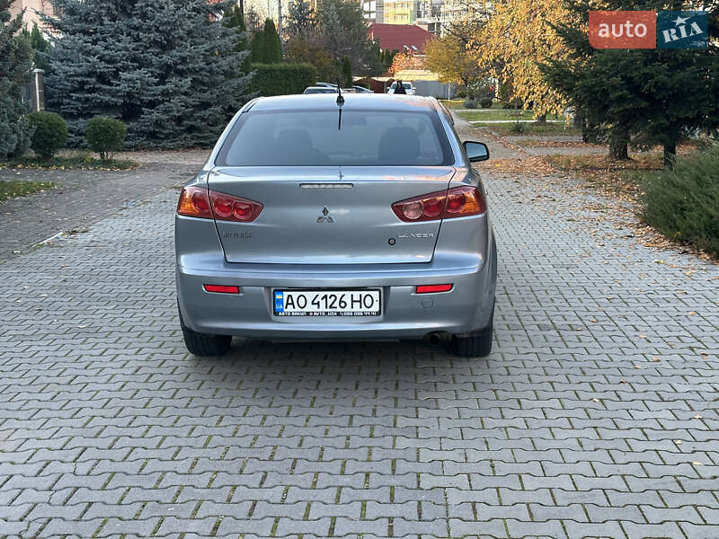 Седан Mitsubishi Lancer 2009 в Ужгороді фото 5 Седан Mitsubishi Lancer 2009 в Ужгороді
