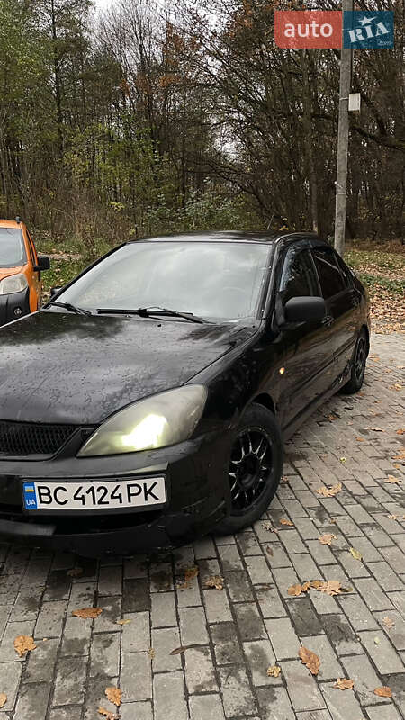 Седан Mitsubishi Lancer 2005 в Львове фото 2 Седан Mitsubishi Lancer 2005 в Львове
