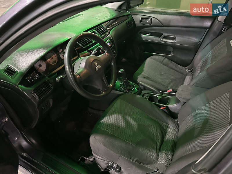 Седан Mitsubishi Lancer 2007 в Киеве фото 15 Седан Mitsubishi Lancer 2007 в Киеве