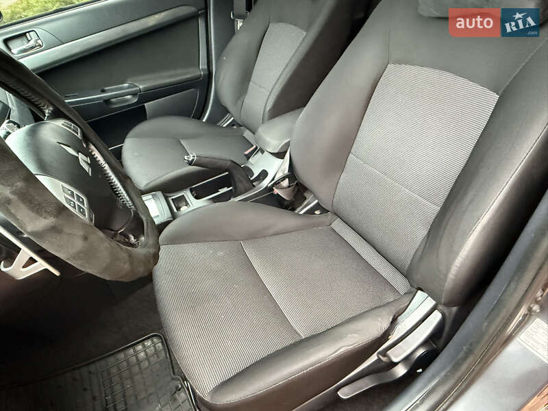 Седан Mitsubishi Lancer 2008 в Одессе