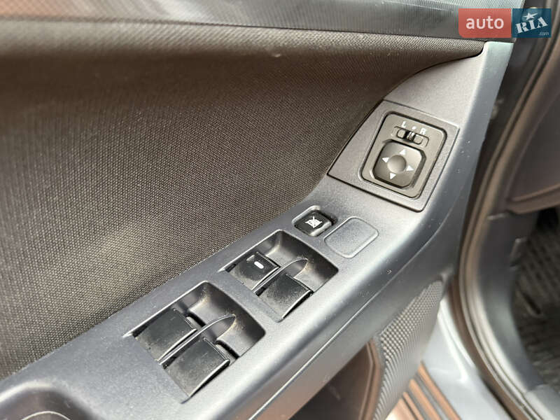 Седан Mitsubishi Lancer 2008 в Одессе