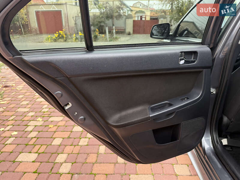 Седан Mitsubishi Lancer 2008 в Одессе