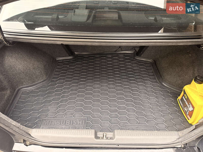 Седан Mitsubishi Lancer 2008 в Тернополі фото 24 Седан Mitsubishi Lancer 2008 в Тернополі