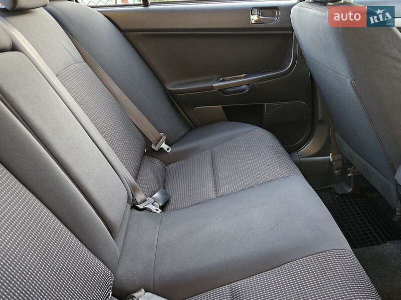 Седан Mitsubishi Lancer 2007 в Бориславе фото 71 Седан Mitsubishi Lancer 2007 в Бориславе