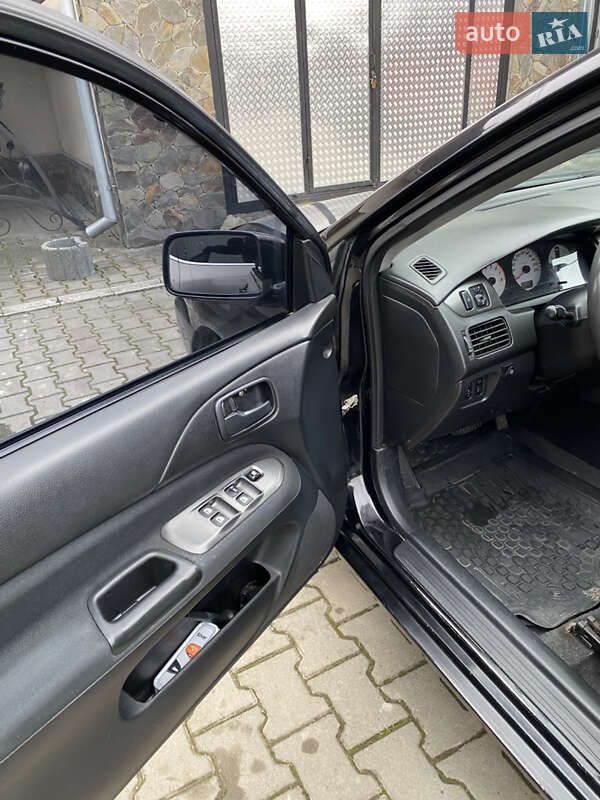 Седан Mitsubishi Lancer 2009 в Новоселице фото 10 Седан Mitsubishi Lancer 2009 в Новоселице