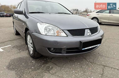 Седан Mitsubishi Lancer 2009 в Киеве