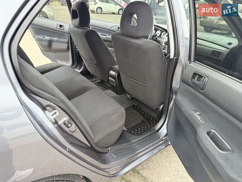 Седан Mitsubishi Lancer 2009 в Киеве
