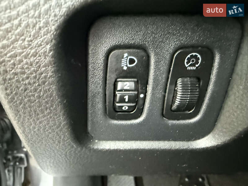 Седан Mitsubishi Lancer 2009 в Киеве