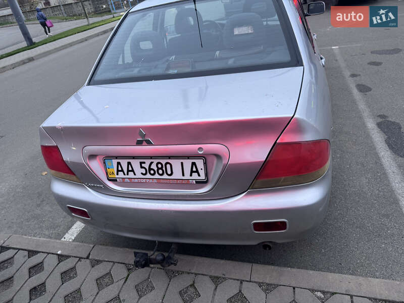 Седан Mitsubishi Lancer 2008 в Киеве