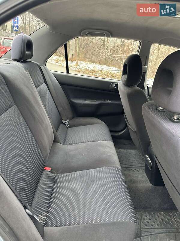 Седан Mitsubishi Lancer 2006 в Киеве
