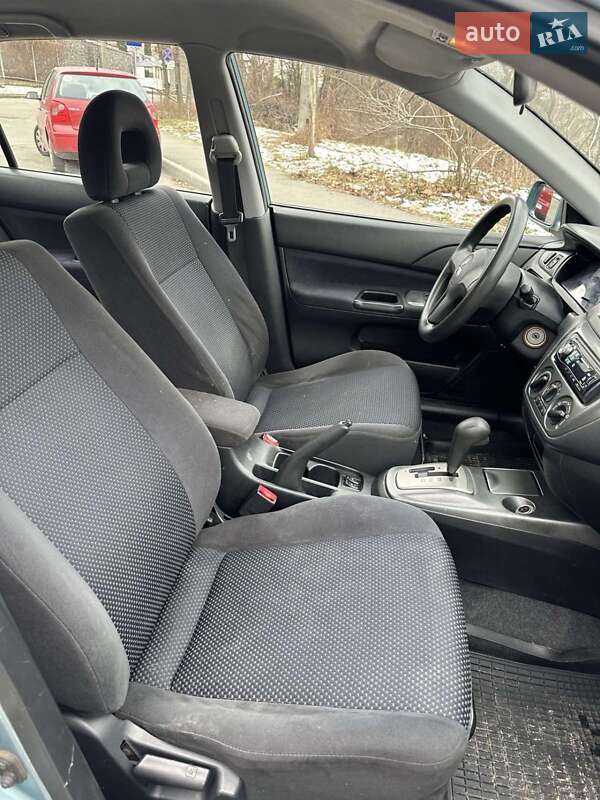 Седан Mitsubishi Lancer 2006 в Киеве