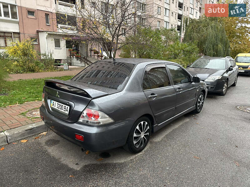 Седан Mitsubishi Lancer 2007 в Києві