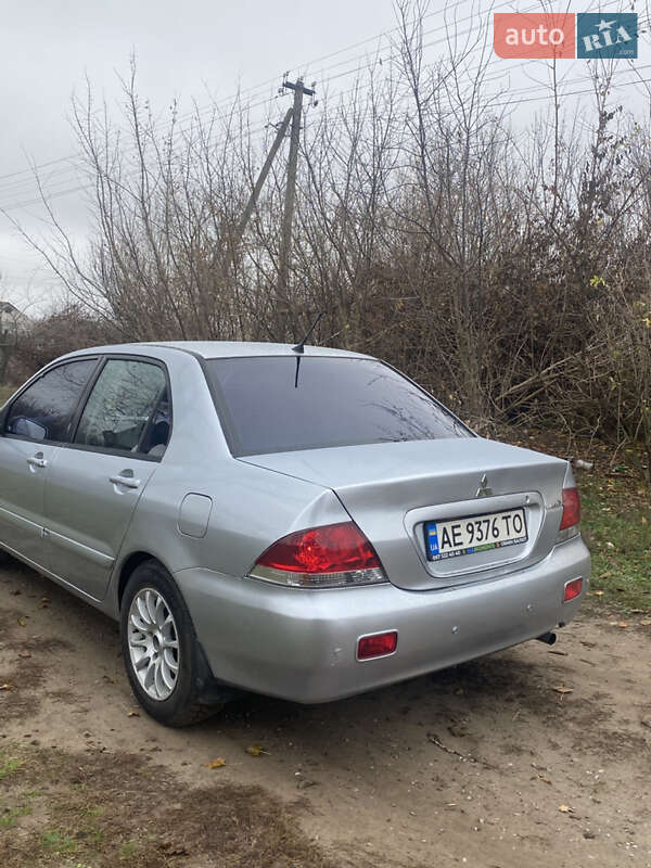 Седан Mitsubishi Lancer 2005 в Дніпрі фото 4 Седан Mitsubishi Lancer 2005 в Дніпрі