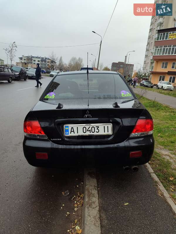 Седан Mitsubishi Lancer 2006 в Киеве