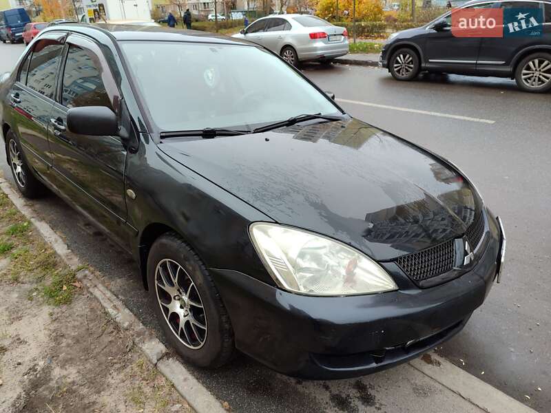 Седан Mitsubishi Lancer 2006 в Киеве