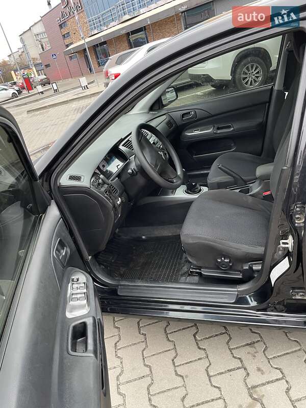 Седан Mitsubishi Lancer 2009 в Вишневому