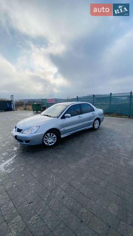 Седан Mitsubishi Lancer 2006 в Львові