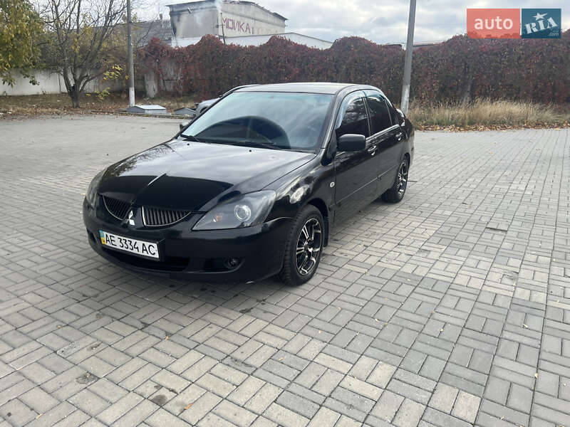 Седан Mitsubishi Lancer 2005 в Дніпрі фото 2 Седан Mitsubishi Lancer 2005 в Дніпрі