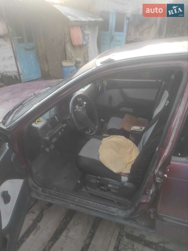 Седан Mitsubishi Lancer 1990 в Шаргороде