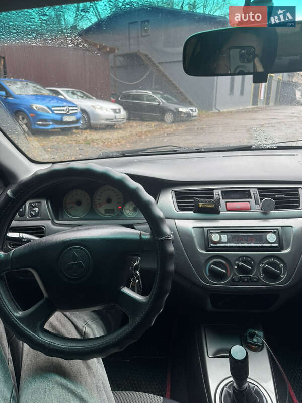 Седан Mitsubishi Lancer 2005 в Києві фото 2 Седан Mitsubishi Lancer 2005 в Києві