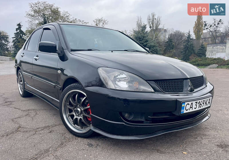 Седан Mitsubishi Lancer 2006 в Черкасах
