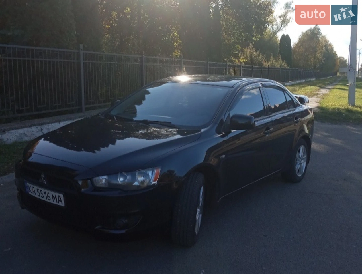 2010 Mitsubishi Lancer - мініатюра 23