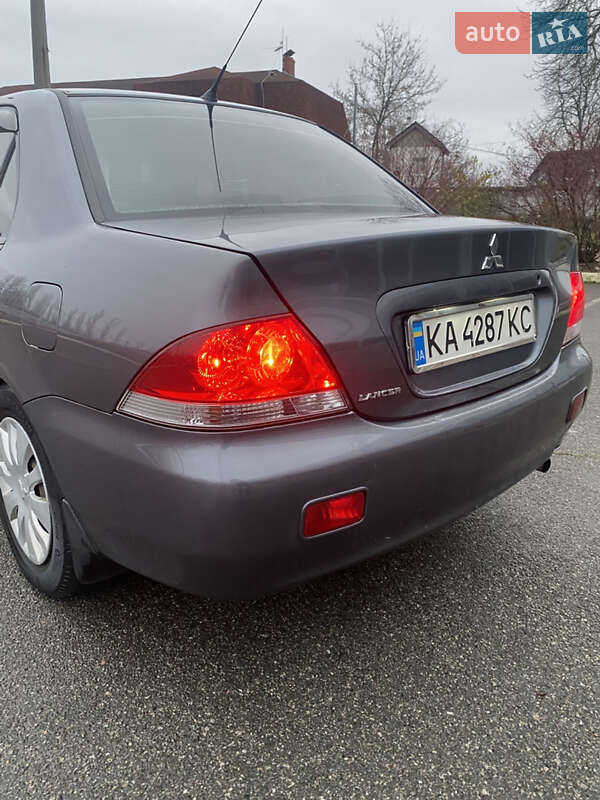 Седан Mitsubishi Lancer 2007 в Києві