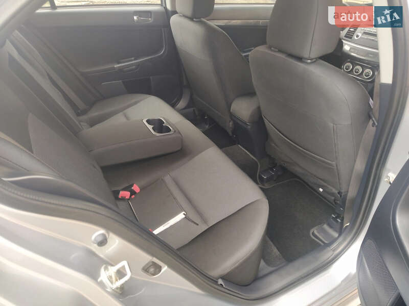 Хетчбек Mitsubishi Lancer 2008 в Луцьку фото 16 Хетчбек Mitsubishi Lancer 2008 в Луцьку