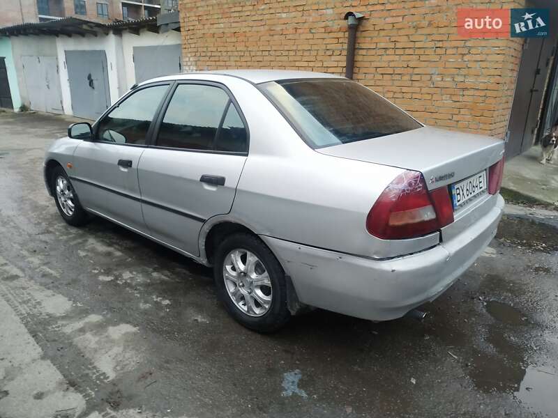 Седан Mitsubishi Lancer 1996 в Хмельницькому