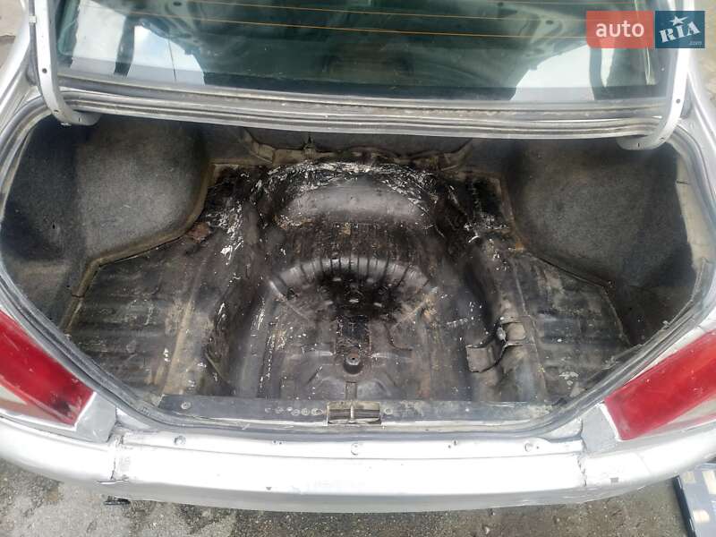 Седан Mitsubishi Lancer 1996 в Хмельницькому