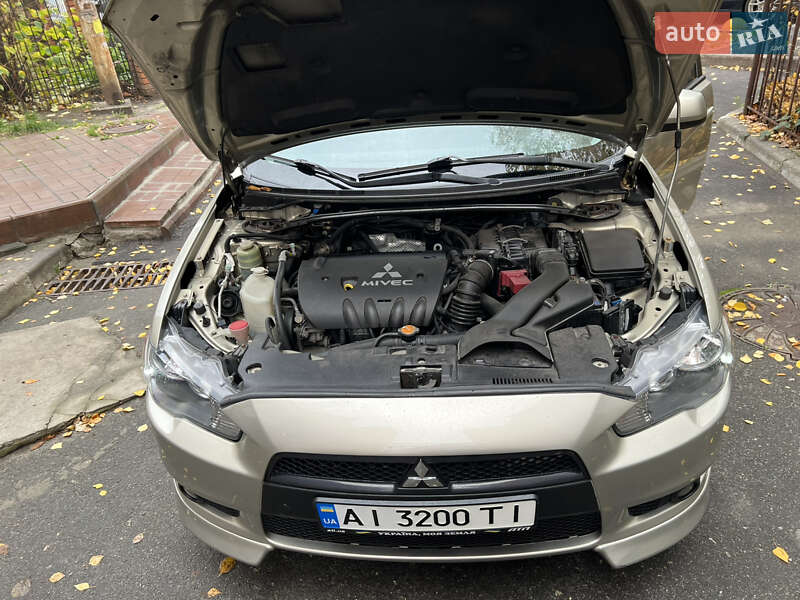 Седан Mitsubishi Lancer 2007 в Києві