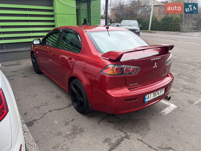 Седан Mitsubishi Lancer 2009 в Києві