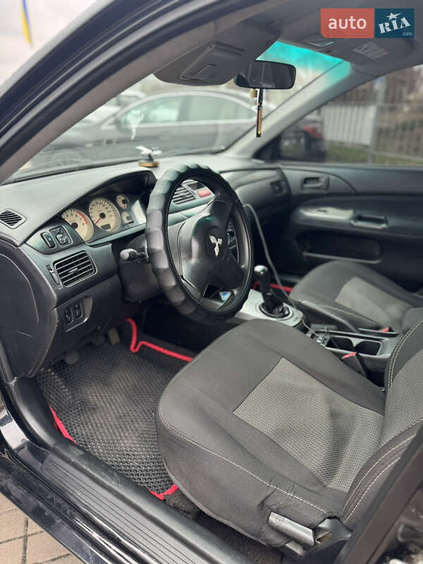 Седан Mitsubishi Lancer 2006 в Броварах