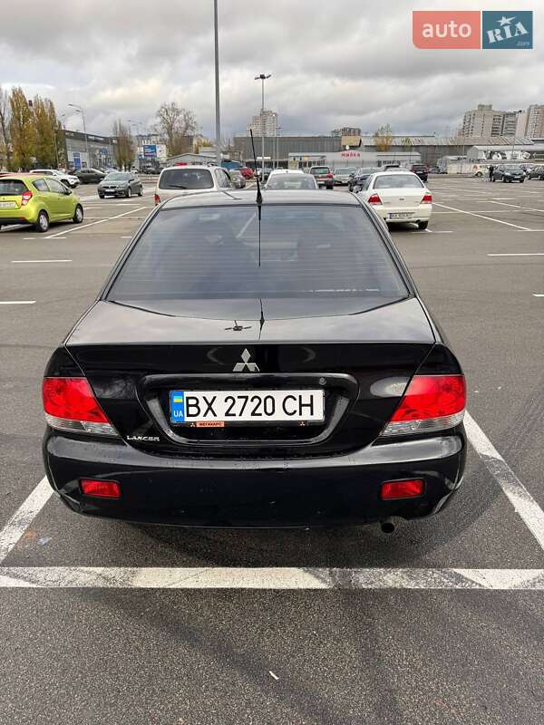 Седан Mitsubishi Lancer 2008 в Киеве