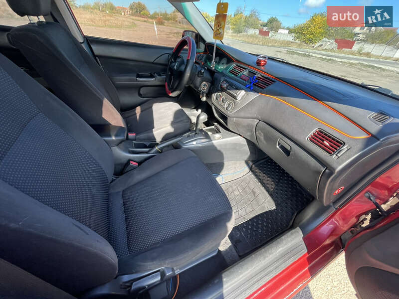 Седан Mitsubishi Lancer 2006 в Миколаєві