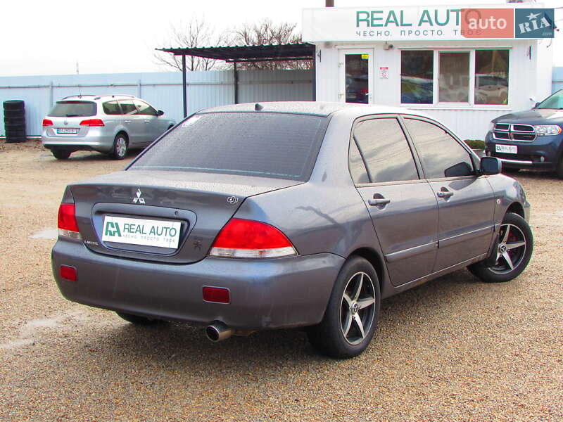Седан Mitsubishi Lancer 2006 в Кропивницькому фото 3 Седан Mitsubishi Lancer 2006 в Кропивницькому