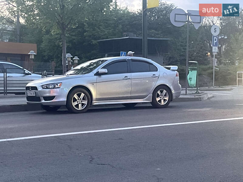 Седан Mitsubishi Lancer 2008 в Харькове