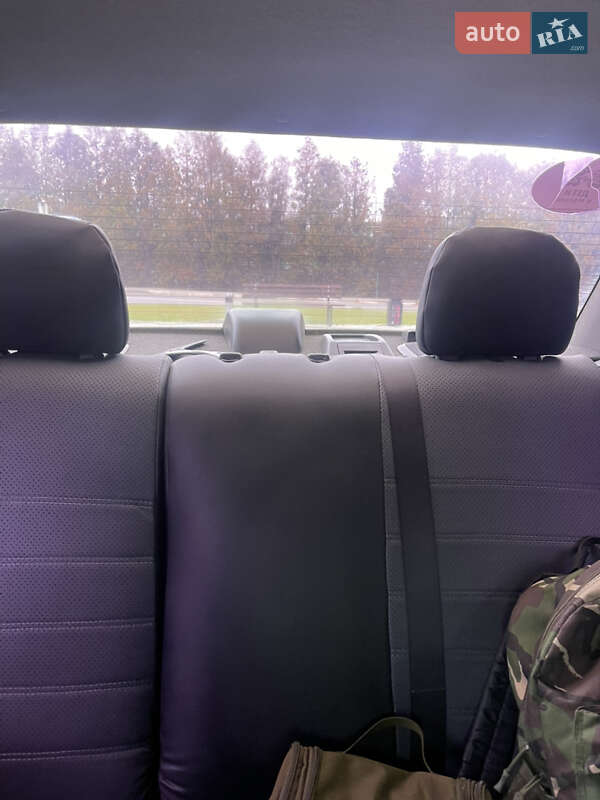 Седан Mitsubishi Lancer 2004 в Стебнику фото 19 Седан Mitsubishi Lancer 2004 в Стебнику