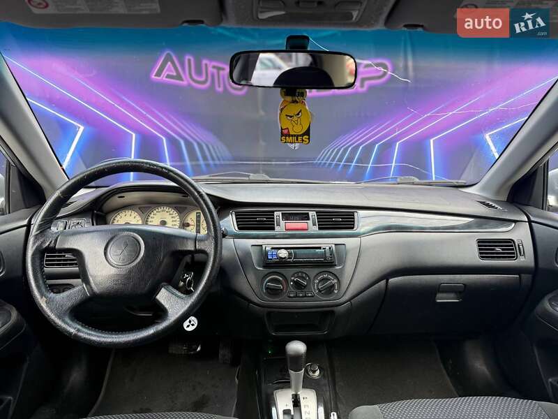 Седан Mitsubishi Lancer 2005 в Запоріжжі