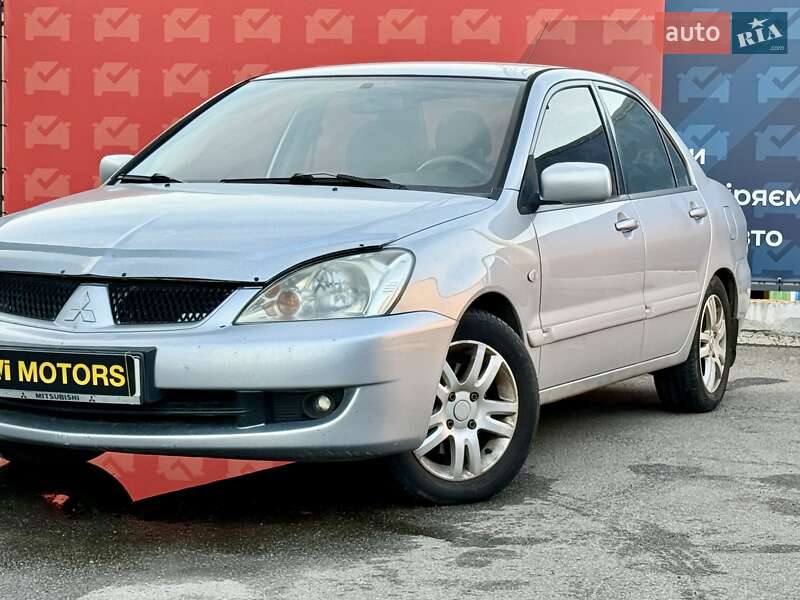 Седан Mitsubishi Lancer 2007 в Киеве