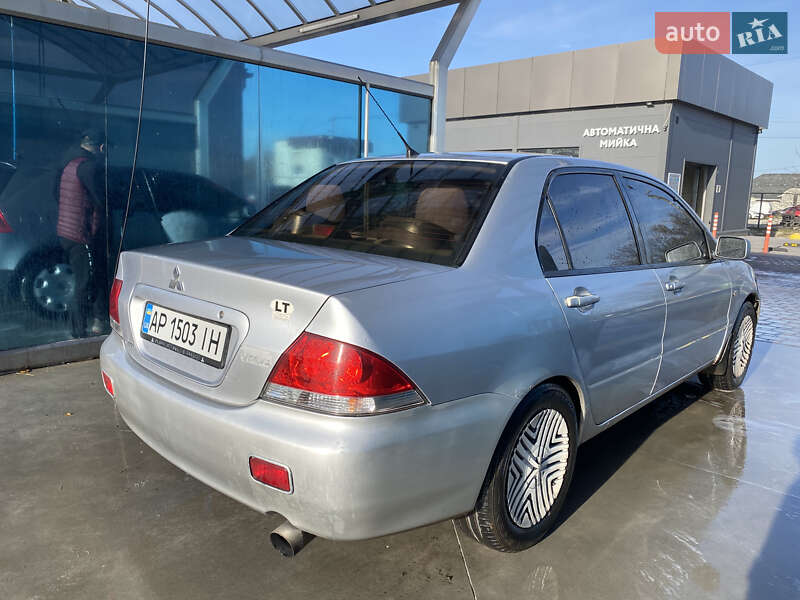 Седан Mitsubishi Lancer 2004 в Запоріжжі