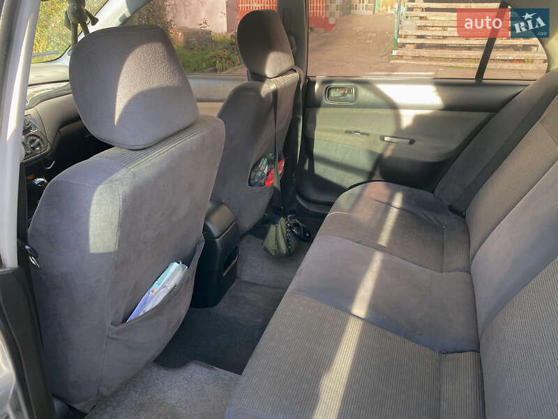Седан Mitsubishi Lancer 2004 в Запоріжжі