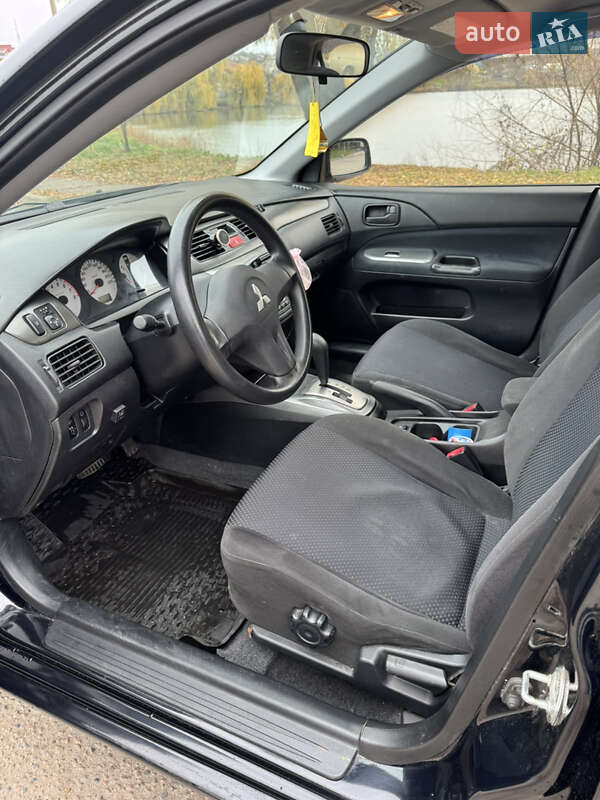 Седан Mitsubishi Lancer 2009 в Умані